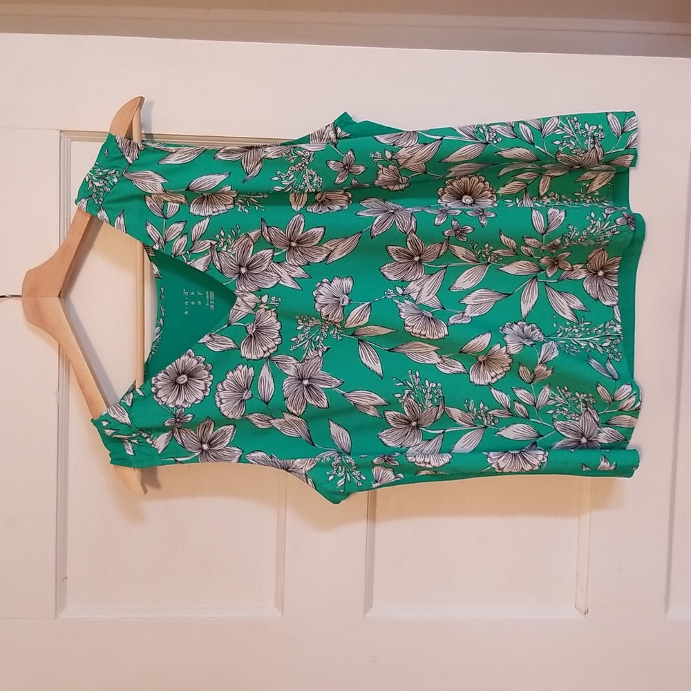 Green tank top
